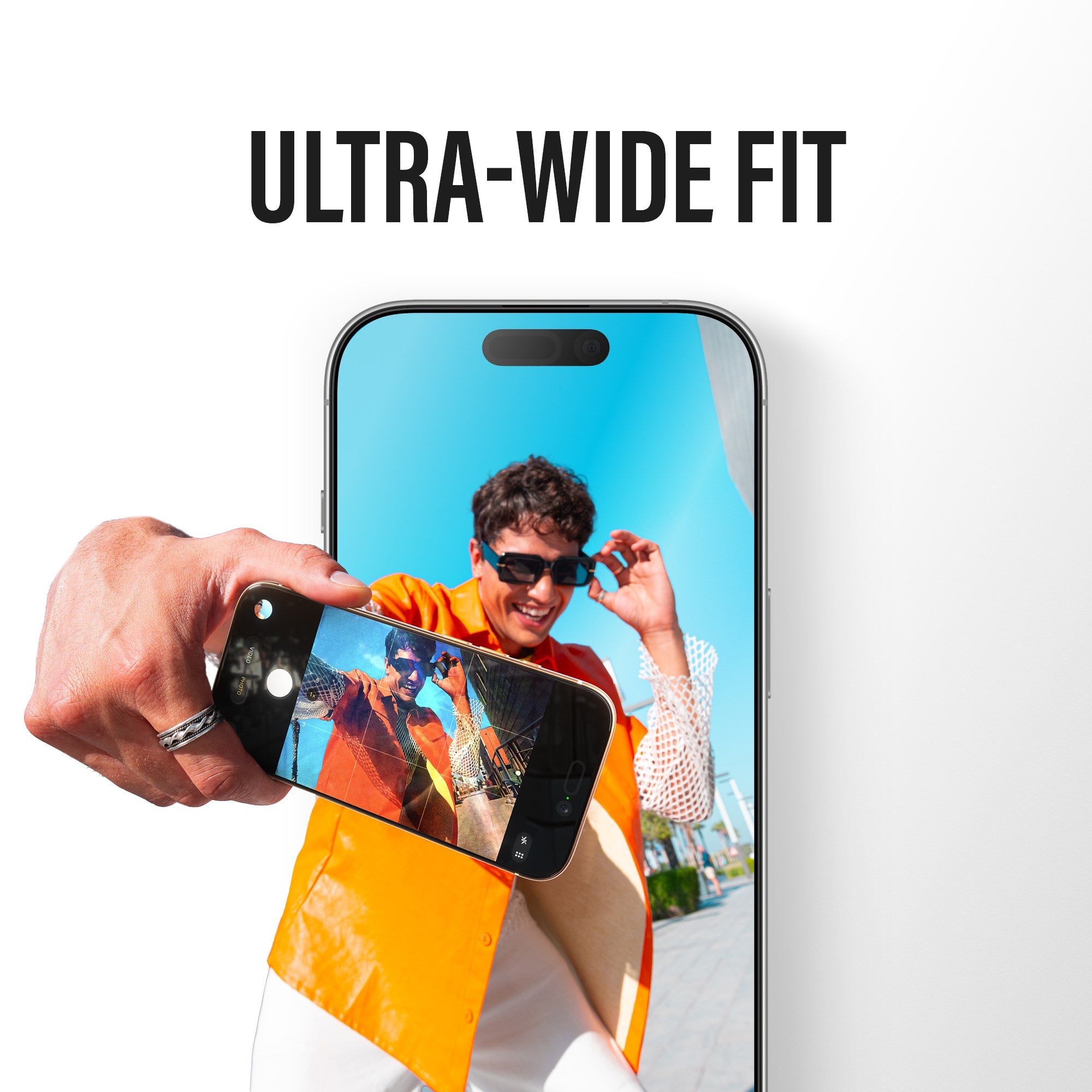 PanzerGlass® Skærmbeskyttelse iPhone 17 | iPhone 16 Pro | Ultra-Wide Fit m. EasyAligner